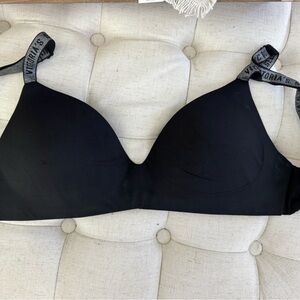 Bundle, like new Victoria’s Secret bra, 34DD